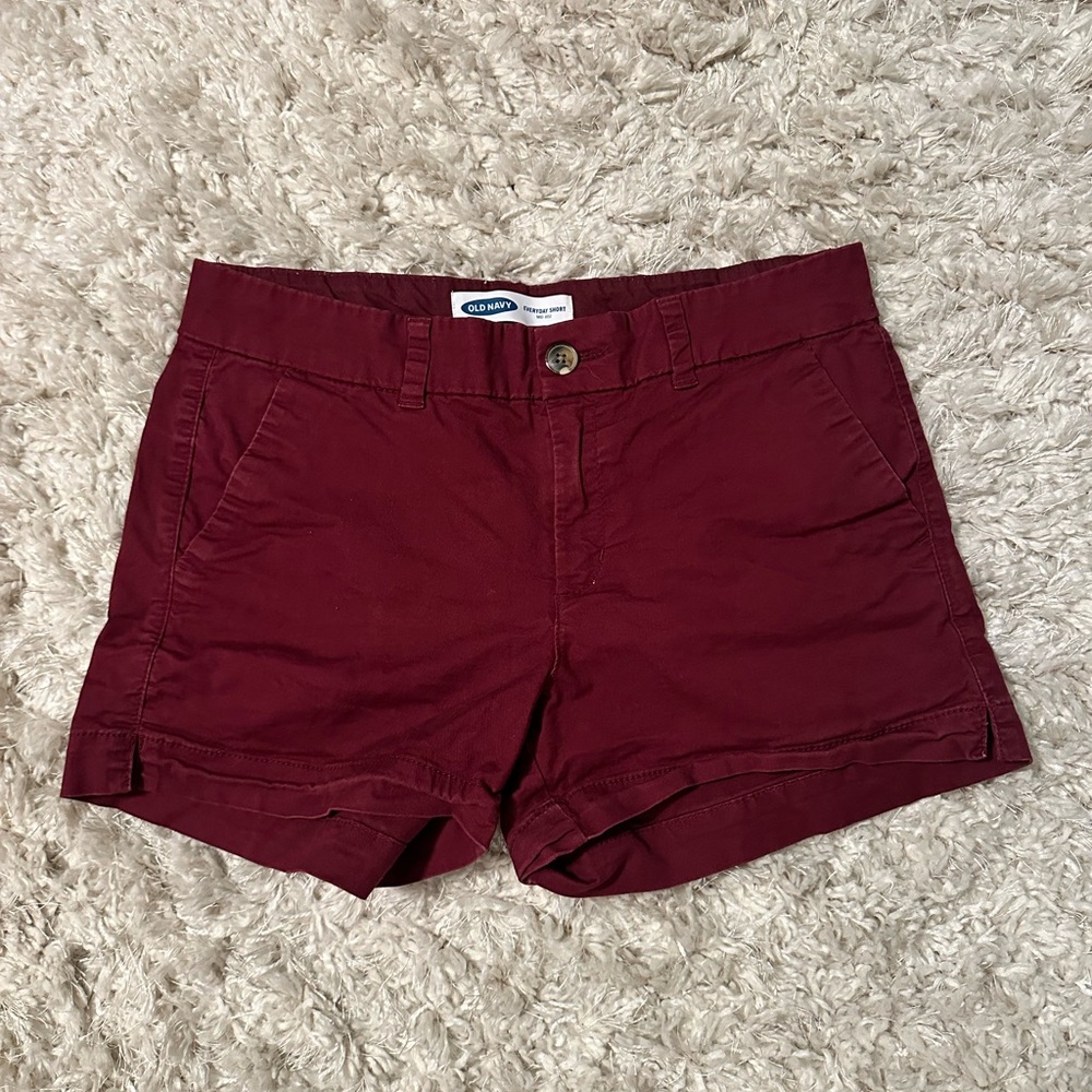 Old Navy Everday Maroon Shorts
